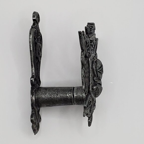 Vintage Coat of Arms Wall Hanger Hook Towel Wall Hanging Plaque Decor Brass - Picture 6 of 8